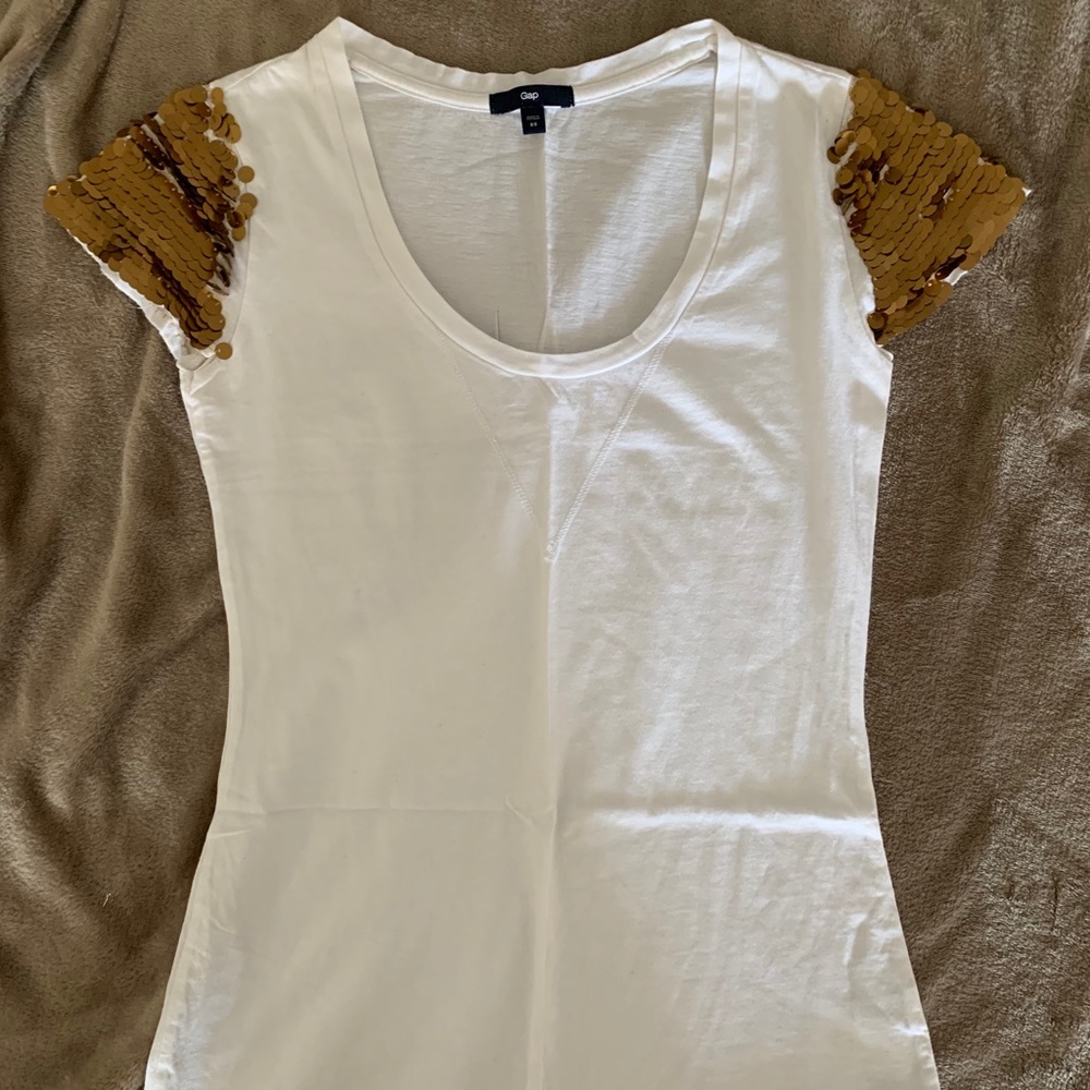 Gap stud sequin tee bundle - Picture 3 of 3